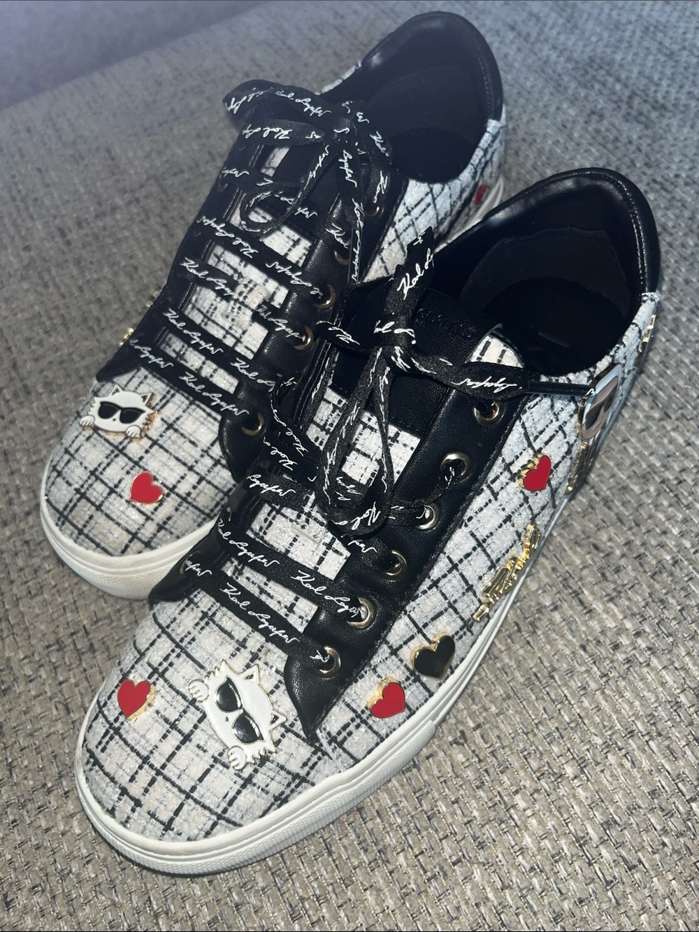 Karl Lagerfeld Black & White Tweed Sneakers with Red Heart Charms - Picture 11 of 11